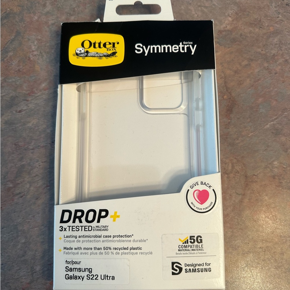**NEW IN BOX**Otter Box Symmetry Series Samsung Galaxy S22 Ultra Case
